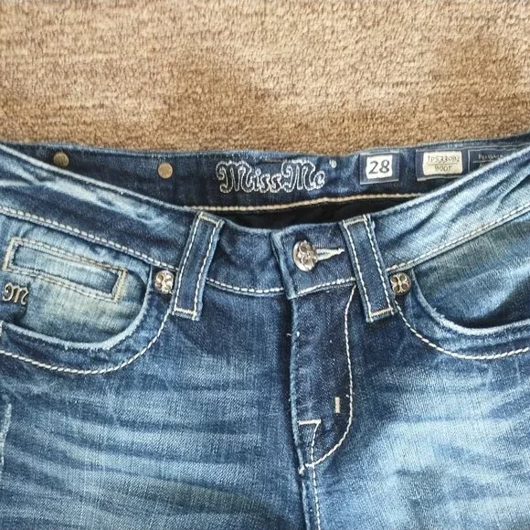 Miss Me Embellished jeans size 28 - Picture 2 of 3